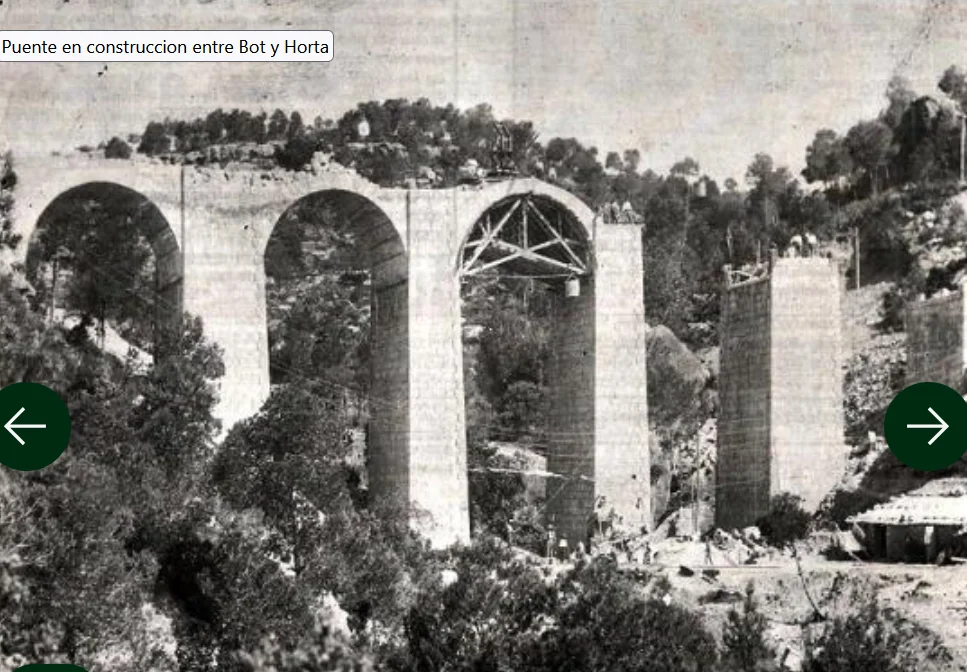 Imatge d'arxiu de la construcció del pont de la via ferroviària entre Bot i Horta de Sant Joan
